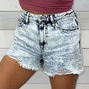 KanCan High Rise Acid Wash Distressed Denim Shorts – Frayed Hem